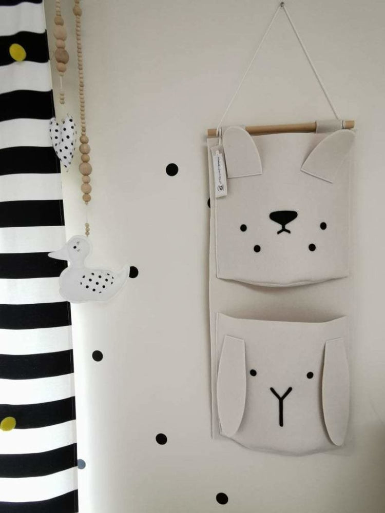 Hanging Pocket Organizer- Nursery Wall Organizer www.wallandroom.com