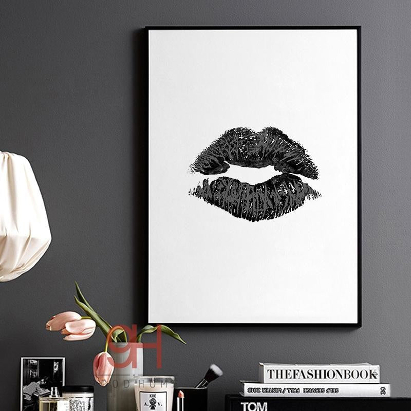 Lip &amp; Quote Canvas Print - Unframed Minimalistic Wall Art - wallandroom.com