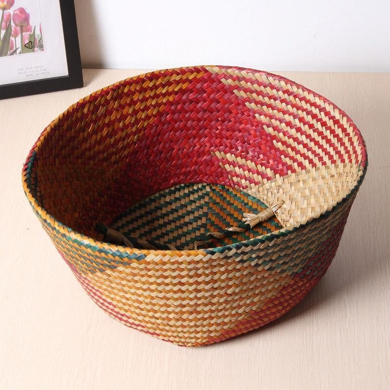 Stylish Seagrass Basket - Practical Room Decor - wallandroom.com