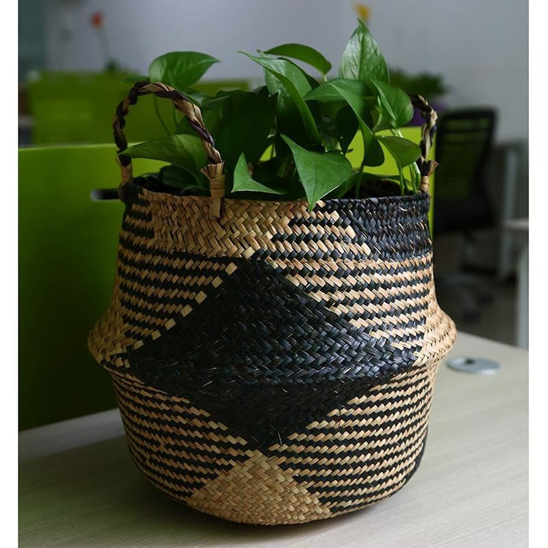 Stylish Seagrass Basket - Practical Room Decor - wallandroom.com