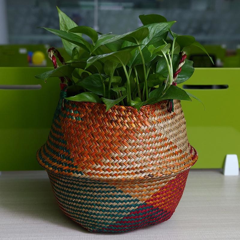 Stylish Seagrass Basket - Practical Room Decor - wallandroom.com